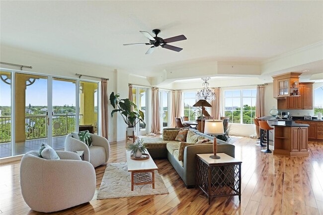 Photo - 1308 Old Stickney Point Rd Unit WP3