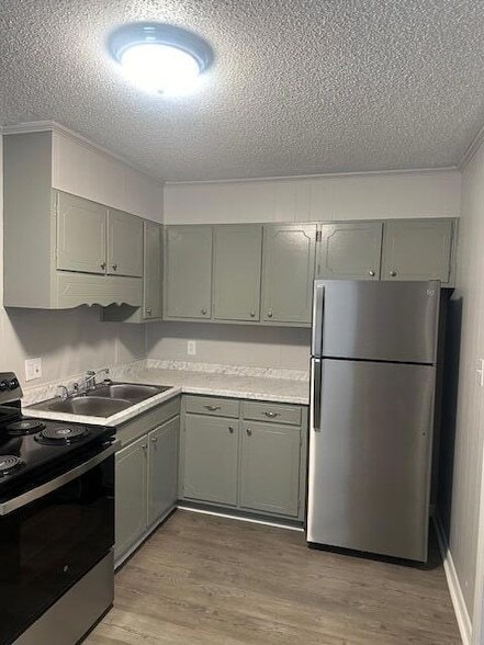 Photo - 363 Highland Ave NW
