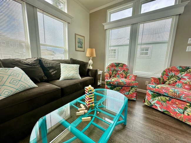 Building Photo - 1003 Nettles Blvd Unit SI ID1537527P