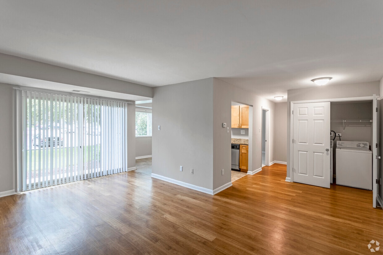 Floor Plan - 1 Bedroom & 1 Bath