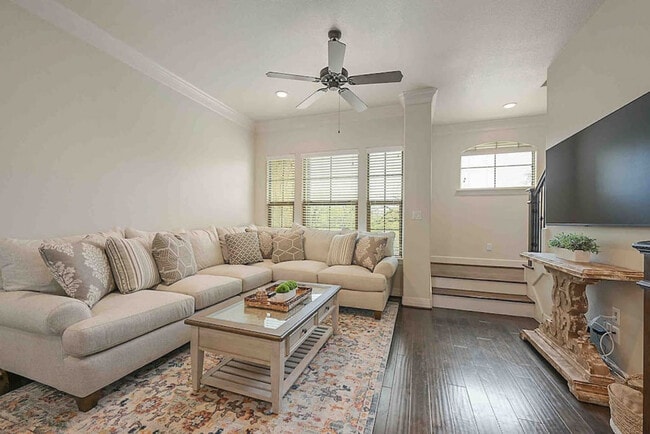 Building Photo - 502 Jefferson St Unit ID1071602P