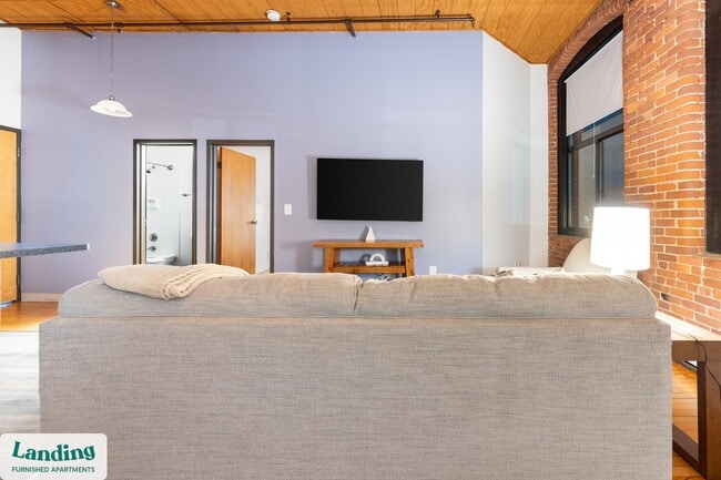 Photo - 45 Willow St Unit 424.1412550