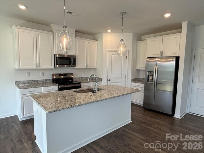 Photo - 404 Silver Birch Ct