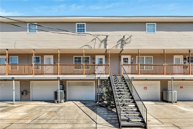 Building Photo - 2916 Jean Lafitte Pkwy Unit H