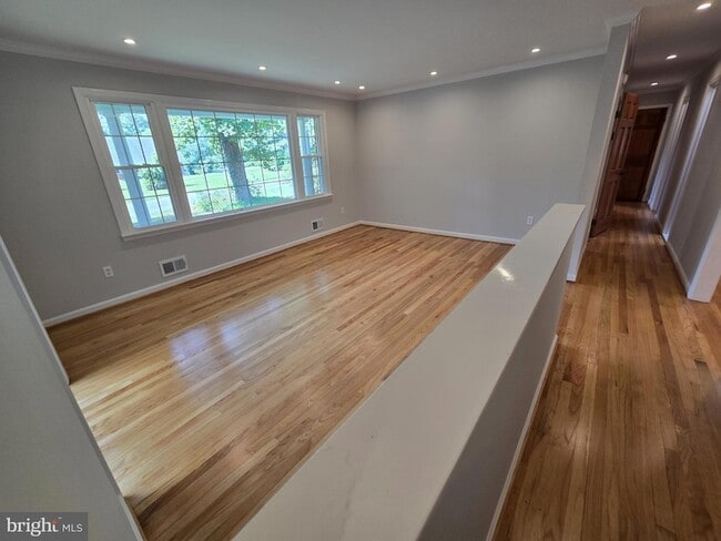 Photo - 202 Cypress Creek Rd