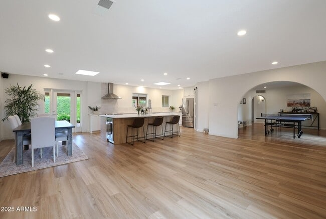 Photo - 2226 E Fairmount Ave