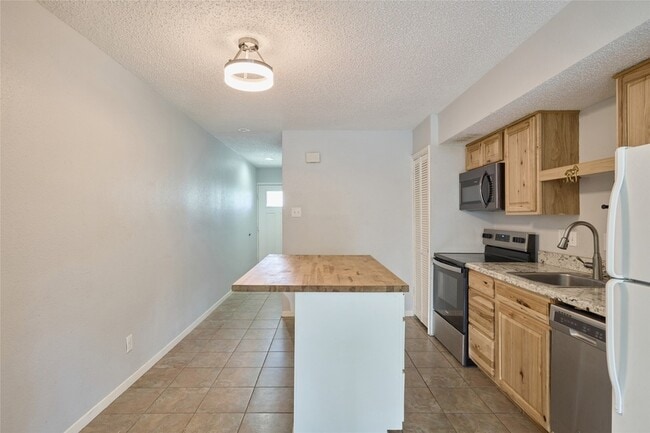 Photo - 12900 Walden Rd Unit 622F