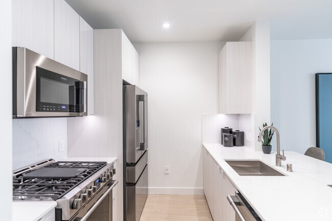 2BR, 2BA - 1,129 SF - Luxe Villas