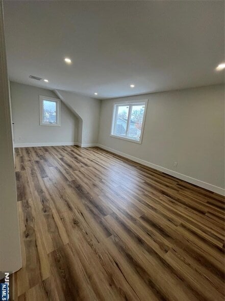 Photo - 17 Market St Unit 2