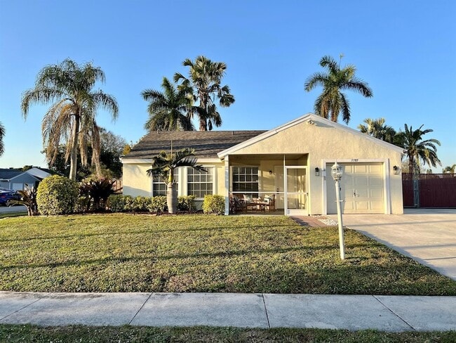 Building Photo - 7787 Ridgewood Dr