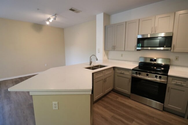 Photo - 560 Florida Club Blvd Unit 301