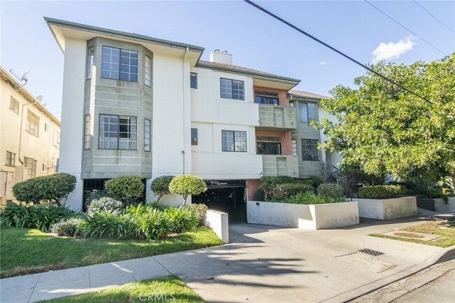 Building Photo - 4543 Willis Ave