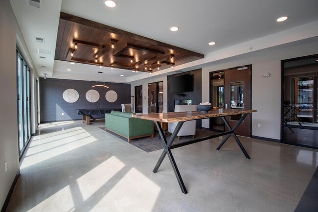 Photo - 6450 37th Ave NW