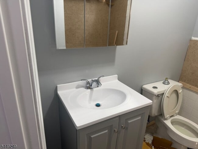 Photo - 324 Claremont Ave
