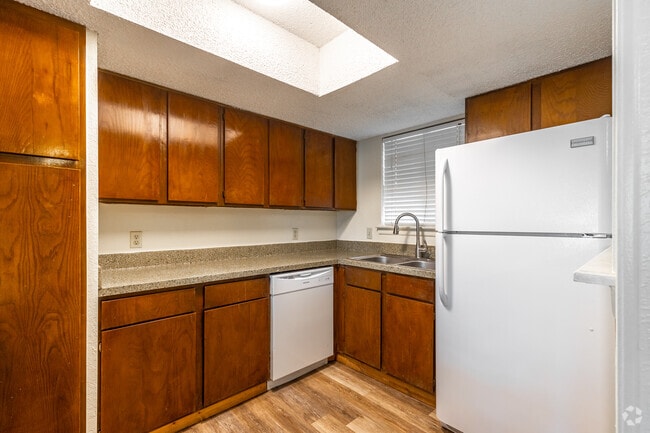 2BR, 2BA - 1,136SF - Kitchen - Midland Village Apartments