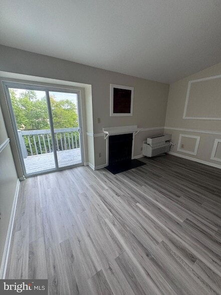 Photo - 2049 Lucas Ln