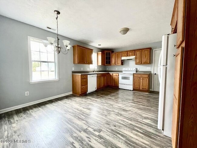 Photo - 104 Sweet Bay Dr