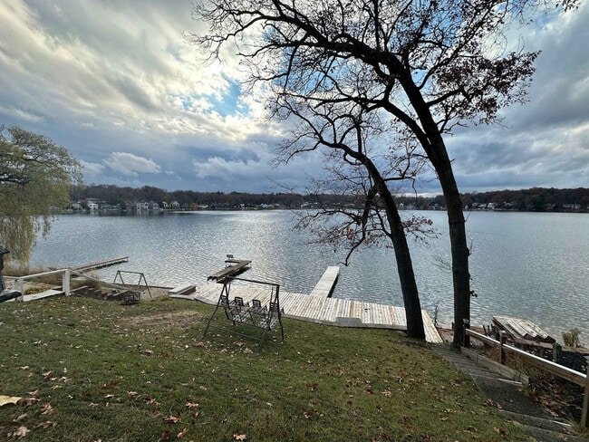 Photo - 8685 Je-NE-Be Dr NE Unit ID1364137P