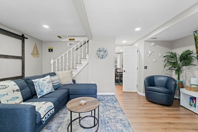 Photo - 10 Davis St Unit SI ID1578580P