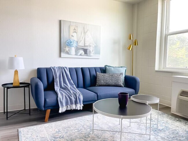 Building Photo - 2515 Burnet Ave Unit ID1036867P