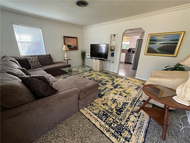 Photo - 2063 34th Ave