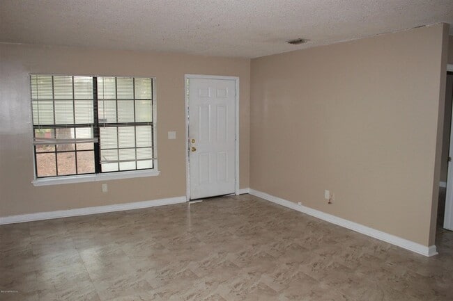 Photo - 6310 Delacy Rd Unit 4