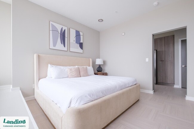 Photo - 600 19th St N Unit 605