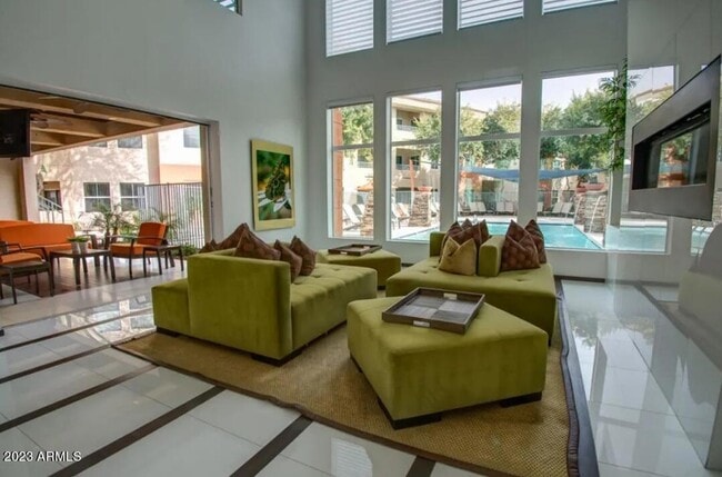 Photo - 28575 N Black Cyn Hwy Unit 3