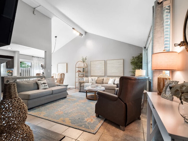 Photo - 126 Beachwood Ave Unit SI ID1496069P