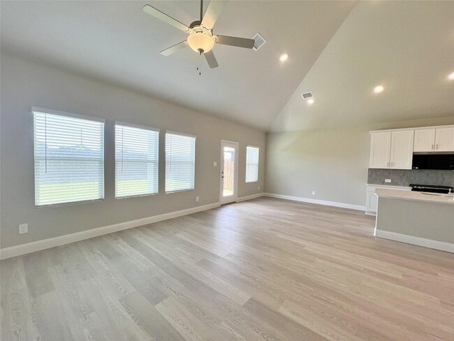 Photo - 678 Woodland Ave