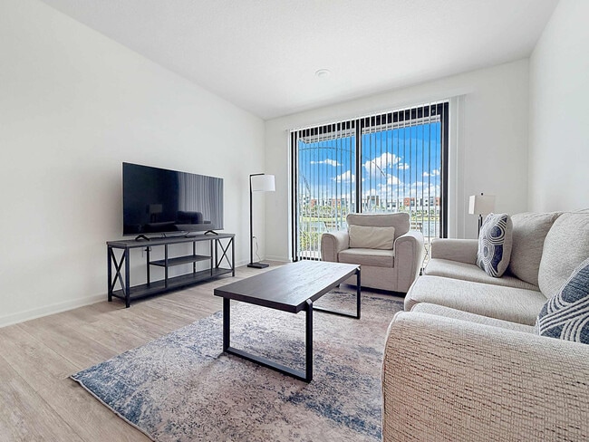 Building Photo - 12122 54th Dr E Unit SI FL1-ID1508948P