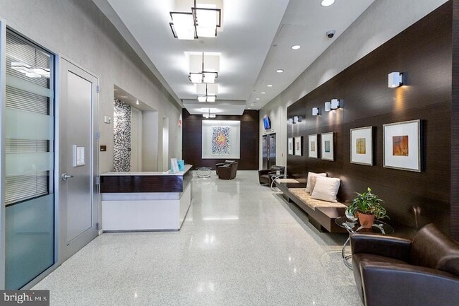 Photo - 157 Fleet St Unit 718