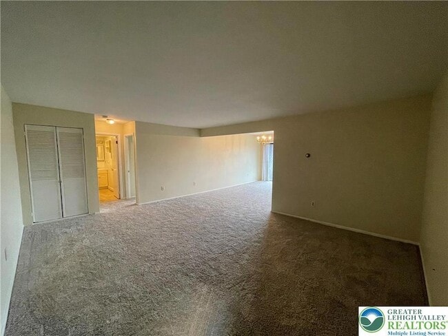 Photo - 1590 Alta Dr