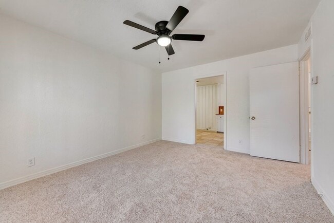 Photo - 1233 Marion Ave