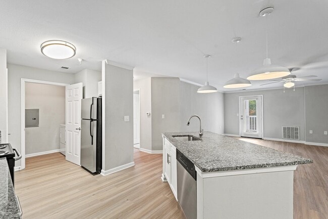 Photo - SomerHill Farms Apartments