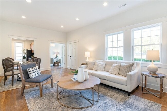 Photo - 1411 10th Ave N