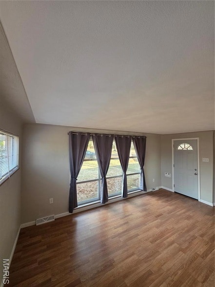 Photo - 56 Friendly Dr