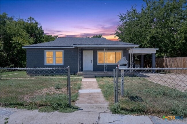 Building Photo - 508 Brook Dr