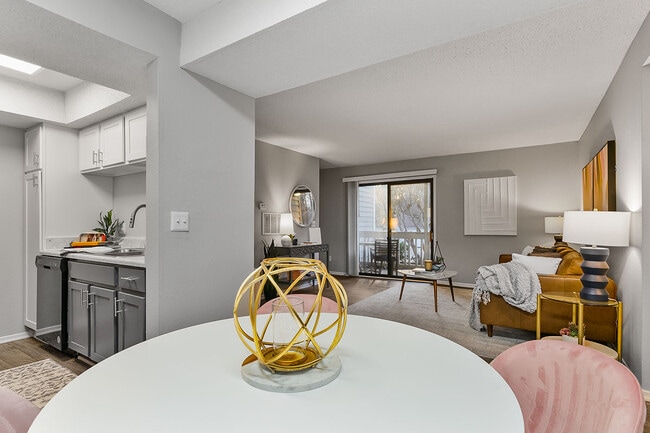 Photo - Aurella Cary