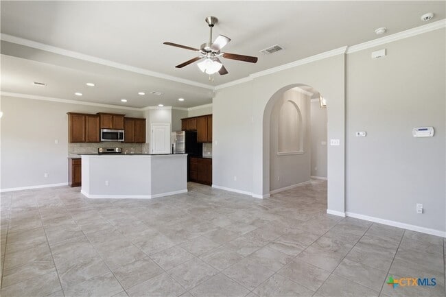 Photo - 5716 Blackstone Dr