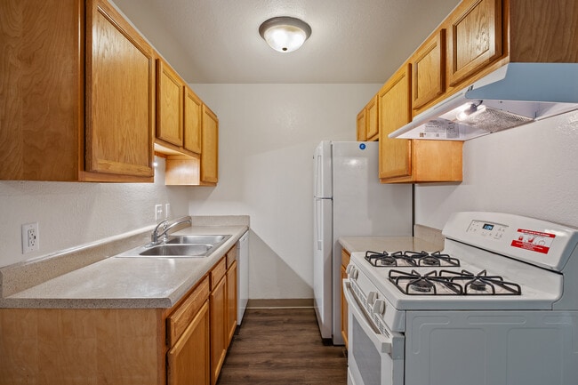 Photo - Prairie Creek Apartments