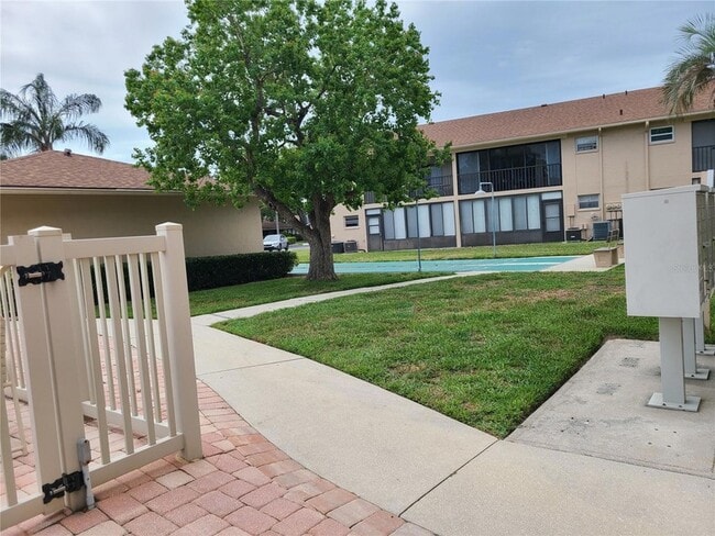 Photo - 2763 Woodgate Ln Unit 204