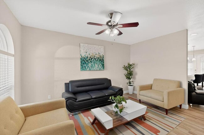 Photo - 136 Yorkshire Dr Unit SI ID1492679P