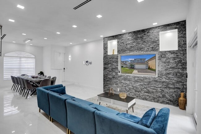 Photo - 3824 SW 49th Pl Unit ID1255736P