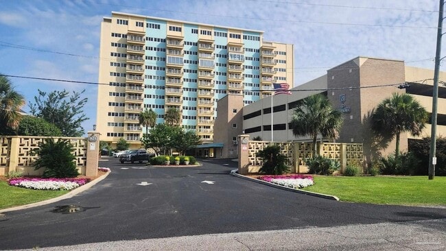 Building Photo - 825 Bayshore Dr Unit 1203