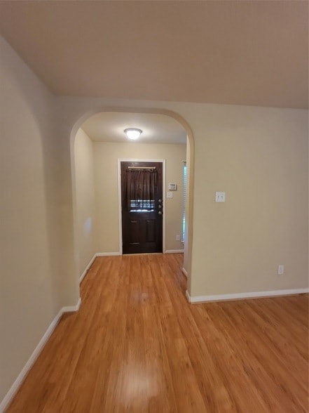 Photo - 2414 Gwenfair Dr