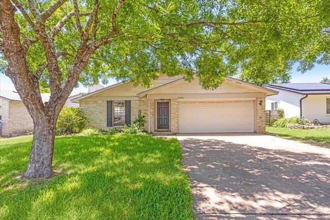 Building Photo - 11104 Applewood Dr