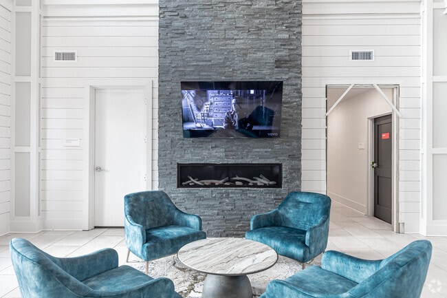 Clubhouse - The Landon of Cromwell