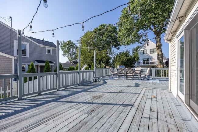 Photo - 28 Brookdale Ave