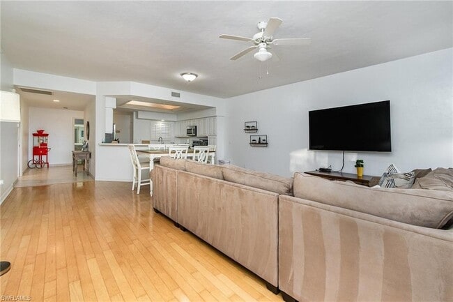 Photo - 26876 Wedgewood Dr Unit 102